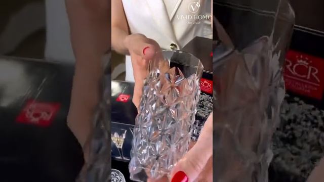 Vivid Home представляет обзор на коллекцию RCR Enigma! смотреть онлайн