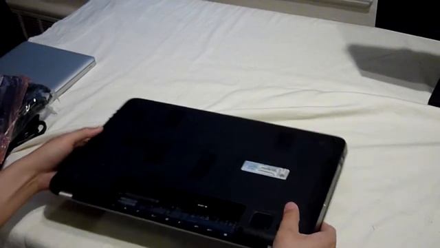 HP Pavillion DV7tqe-6xxx Unboxing Video смотреть онлайн