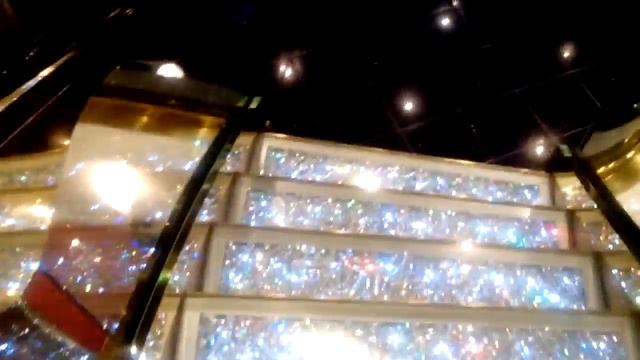 Лайнер Splendida Лестница со стразами Сваровски 2 смотреть онлайн