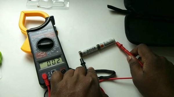 DT266 Clamp Meter | How to Use Clamp Meter