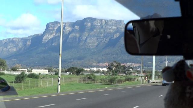 Cape Town - Taxi from the Airport to Protea Hotel Breakwater Lodge - 2 смотреть онлайн