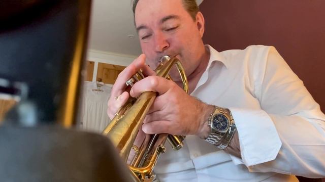 Playtest of late 1950s CONN 80A cornet with a nod to Bix Beiderbecke смотреть онлайн