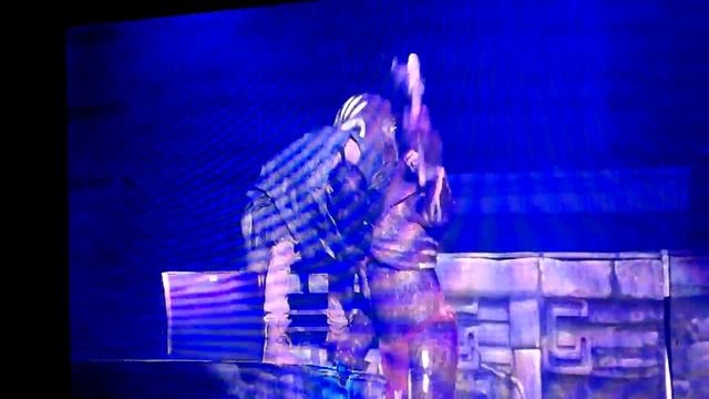 Bruce Dickinson Vs Eddie, Iron Maiden Live, Shanghai, Mercedes Benz Arena смотреть онлайн