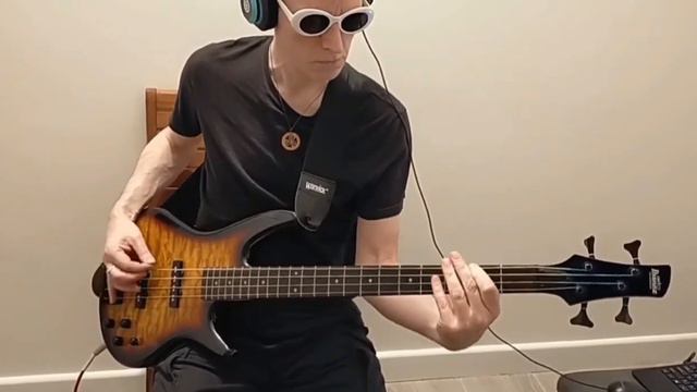Bass Cover of This Charming Man by The Smiths смотреть онлайн