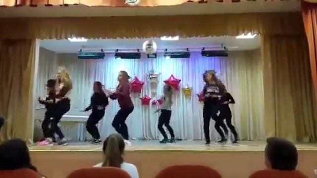 Школьные танцоры)) смотреть онлайн