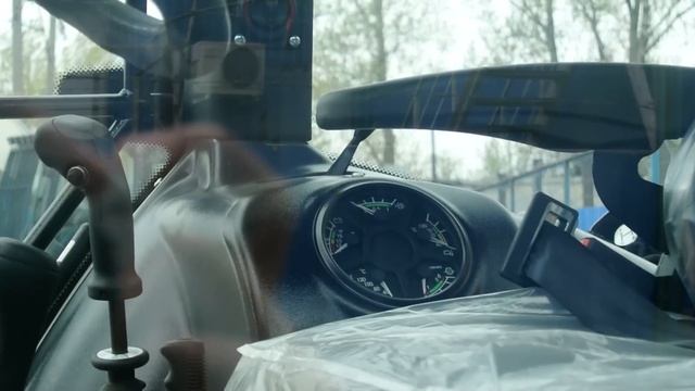 Экскаватор погрузчик ЧЛМЗ-310.1