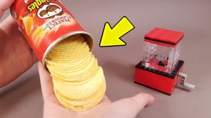 Что если бросить Чипсы в Соковыжималку из Лего? Как сделать Соковыжималку