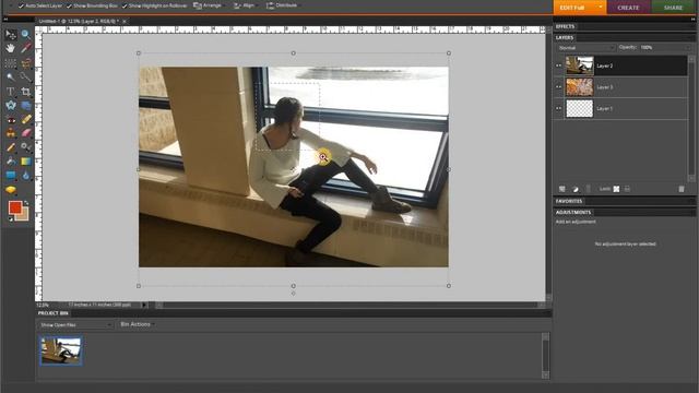 Creating Contrast with Silhouettes in Photoshop Elements 8.0 - Part 1: Selecting, Arranging смотреть онлайн