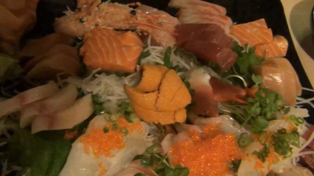 США 2257: Мисо суп, суши, сашими, жареный банан со сливками. Жить можно.