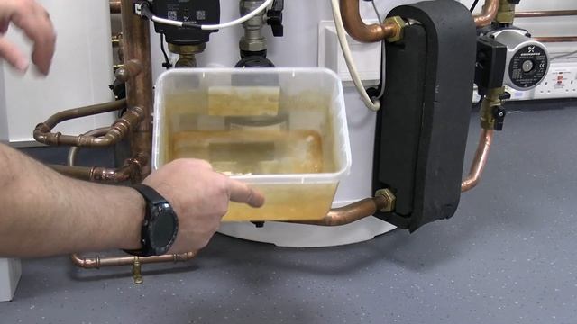 What does my Ecodan Error Code mean? - L9 or U1 Fault смотреть онлайн