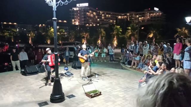 Наш ковер - цветочная поляна... смотреть онлайн