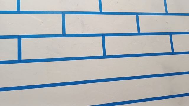 КИРПИЧНАЯ СТЕНА своими руками / Бюджетный вариант / Имитация кирпичной кладки смотреть онлайн