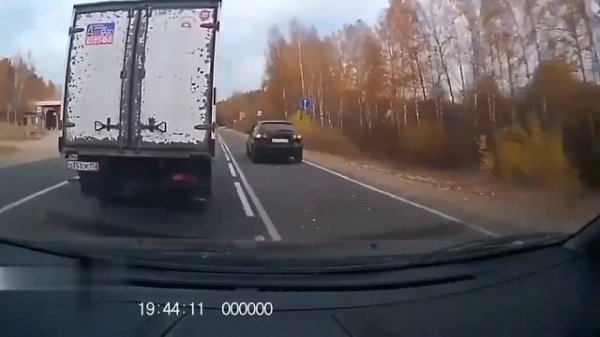 Левый руль!