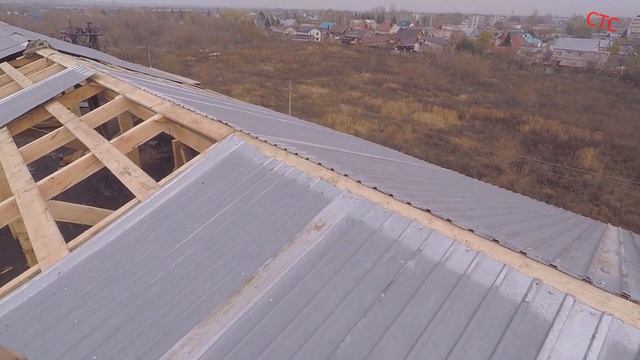 #Кровля #на #высоте Прокручиваем листы кровли, замена и монтаж нового профлиста (октябрь 2019) смотреть онлайн