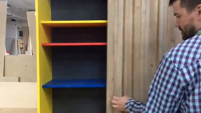 Шкаф из досок смотреть онлайн