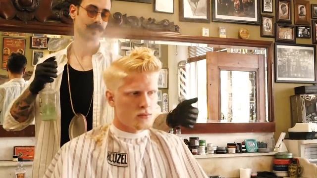 Low Fade Comb Over Taper Pompadour Haircut with Wavy Front смотреть онлайн