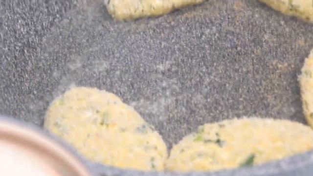 КУРИНЫЕ Рубленные КОТЛЕТЫ с Творогом! Понравятся ВСЕМ! + Бонус Салатик! смотреть онлайн