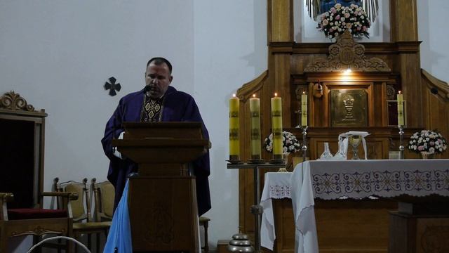 Служба в костеле в Южном в Гродно – Кто такой святой? Проповедь ксендза Павла Солобуды смотреть онлайн