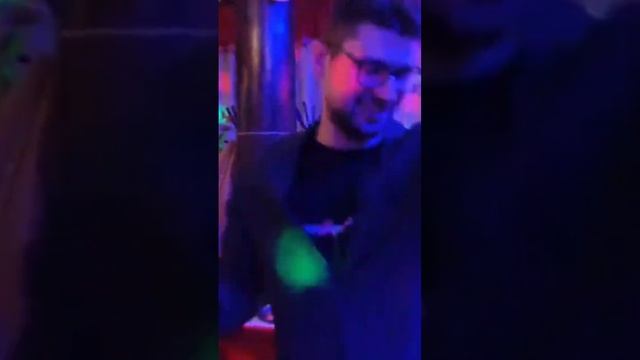 Владимир Гунбин-Просто подари(кавер)??? смотреть онлайн