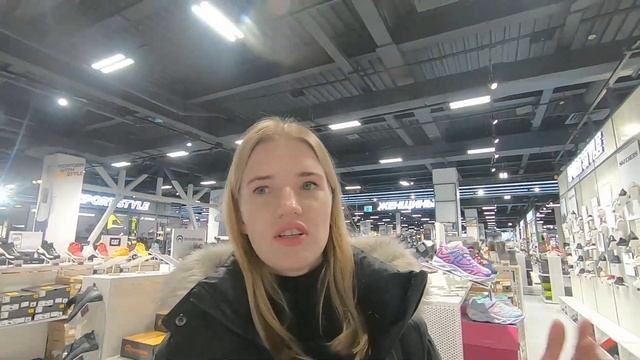 Как купить ботинки за 5000 рублей в СПОРТМАСТЕРЕ? смотреть онлайн