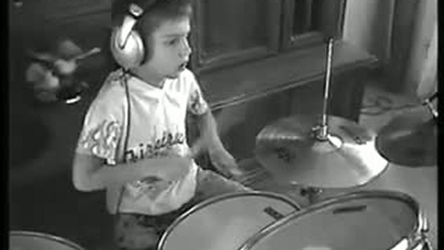 Малолетний ударник