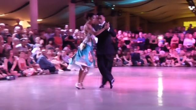 1*"SEBASTIAN ACHAVAL & ROXANA SUAREZ- 10 MALLORCA TANGO FESTIVAL" смотреть онлайн