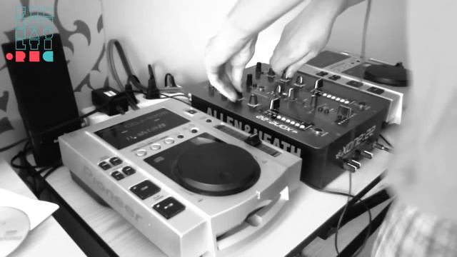 Toto - Just Feel The Beat 3 !!! CDJ100 & XONE:22 смотреть онлайн