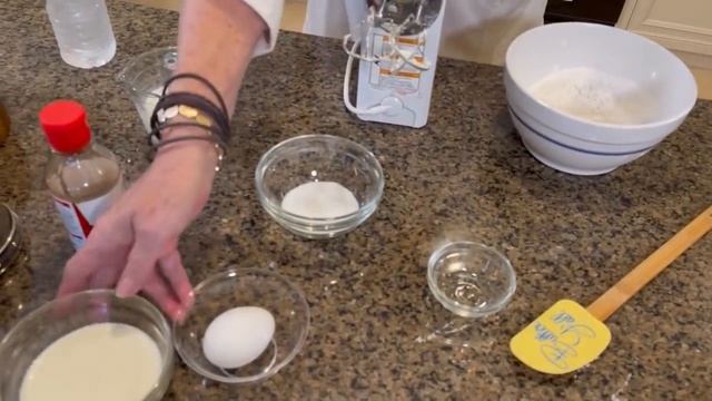 Love & Best Dishes: How to Make Pancakes: Paula Deen Family Kitchen Gooey Butter Pancakes Recipe смотреть онлайн