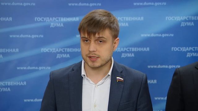 10.11.2022. Пресс-подход представителей фракций Государственной Думы смотреть онлайн