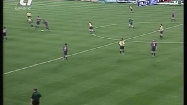 2001 February 22 Barcelona Spain 5 AEK Athens Greece 0 UEFA Cup смотреть онлайн