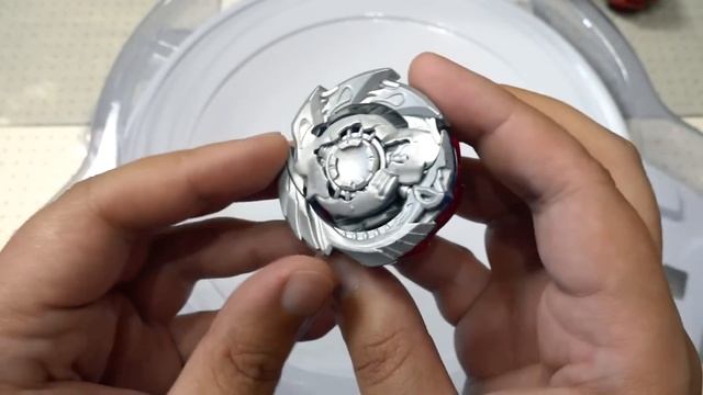 БЕЙБЛЕЙД БИТВЫ! Сборки от подписчиков ПОДАРКИ с турнира Beyblade Burst