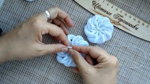 Зефирные зайчата. Бантики к школе.