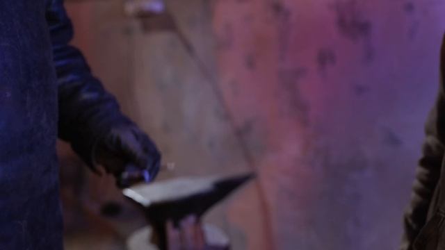 Нежность из стали. Как создать кованую розу смотреть онлайн