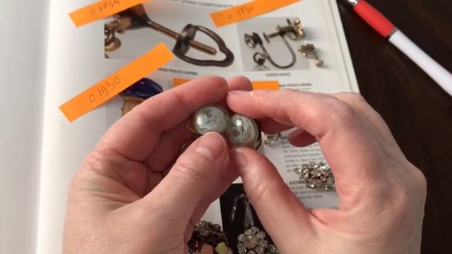 Винтажные Серьги И Клипсы смотреть онлайн