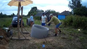 установка колец в колодец руками