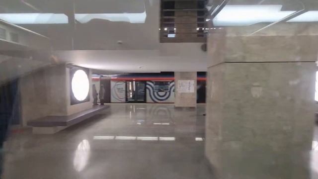 Электропоезд 81-765.3/766.3/767.3 "Москва" на Большой Кольцевой линии Московского Метрополитена смотреть онлайн