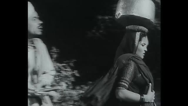 Sanga Hya Vedila - Marathi Song - Hansa Wadkar, Jayashree Gadkar - Sangte Aika смотреть онлайн