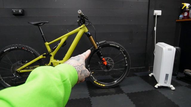 MTB MADNESS - RIDING CRAZY BIKE PARK! смотреть онлайн