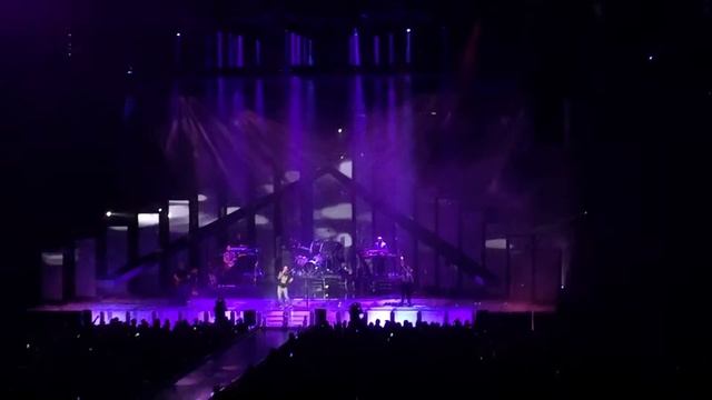 Sunday Morning by Maroon 5 at The Forum - April 3, 2015 смотреть онлайн
