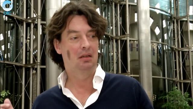 Обладатель самой престижной голландской музыкальной премии выступил в Новосибирске смотреть онлайн