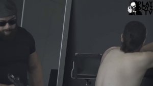 ПОДСТАВНЫЕ ТАТУНЬКЕРЫ СНОВА КОШМАРЯТ КЛИЕНТОВ (ПРАНК)