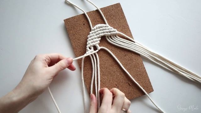 DIY Macrame Horseshoe, How To Make A Macramé Horseshoe Decor • Makramee Hufeisen Anhänger