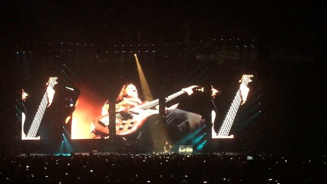 Robert Trujillo (Metallica) Bass Solo смотреть онлайн