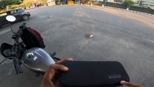 Best MOTOVLOG SETUP for Beginners | GOPRO vs OTHER Camera смотреть онлайн