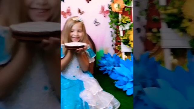 АЛИСА В СТРАНЕ ЧУДЕС.ФОТОСЕССИЯ В ГЛЯНЦЕВЫЙ ЖУРНАЛ О ДЕТЯХ BABYMODA. смотреть онлайн