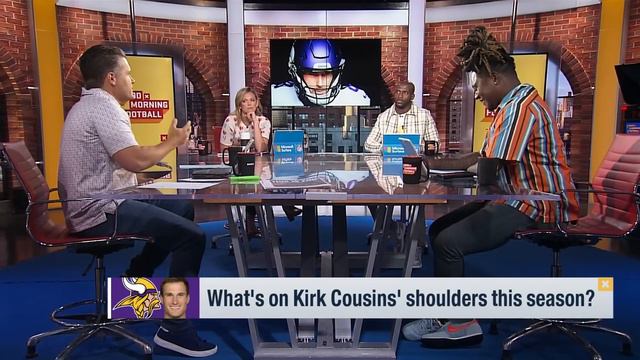What's on Kirk Cousins' shoulders this season? смотреть онлайн