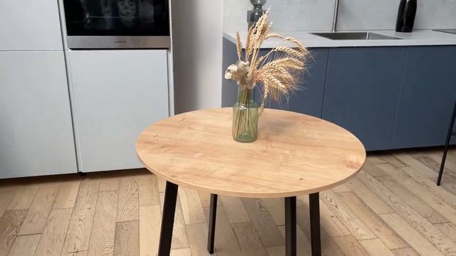 Stollab.ru - Купить Стол круглый D80 см. Цвет: Дуб, Черные ножки.