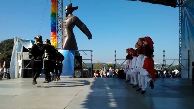 " ИЛИОС" Ансамбль Народного Греческого танца смотреть онлайн
