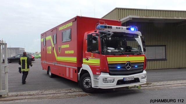 [Flugunfallübung Am Flughafen Dortmund] Einsatzfahrten Feuerwehr Und Rettungsdienst Dortmund