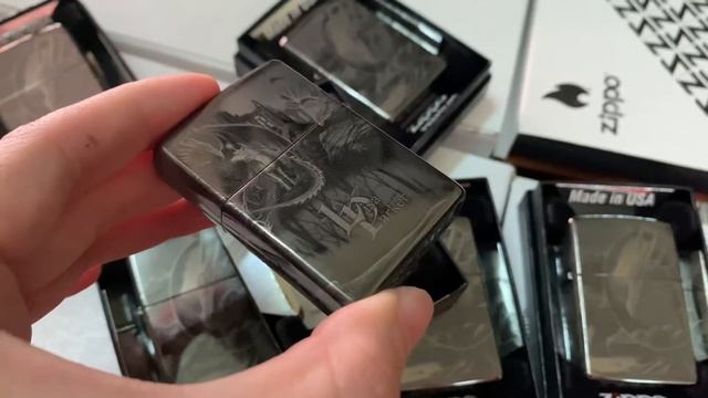 Zippo 49287 – Zippo Lisa Parker Mythological High Polish Black смотреть онлайн